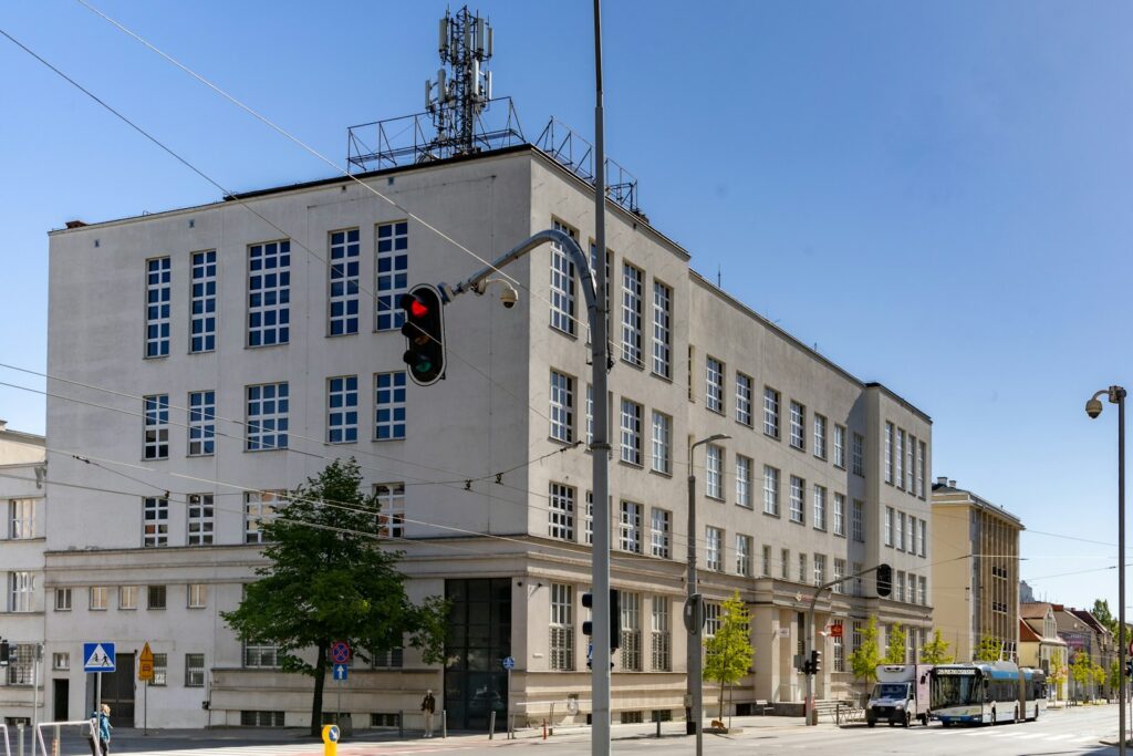 a traffic light sitting on the side of a road