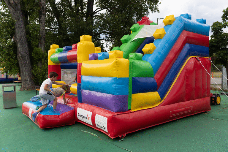 Poznaj jeden z najbardziej popularnych motywów dmuchańców