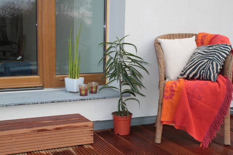 Oświetlenie tarasu – jak znaleźć idealne rozwiązania?