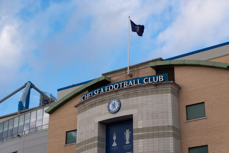 FA Premier League – historia, znaczenie i fenomen najpopularniejszej ligi piłkarskiej świata